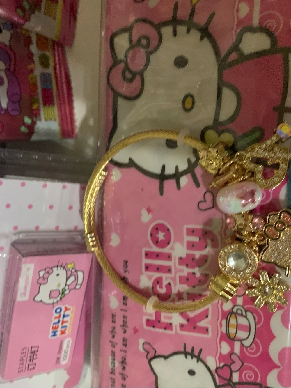 Hello Kitty hello kitty